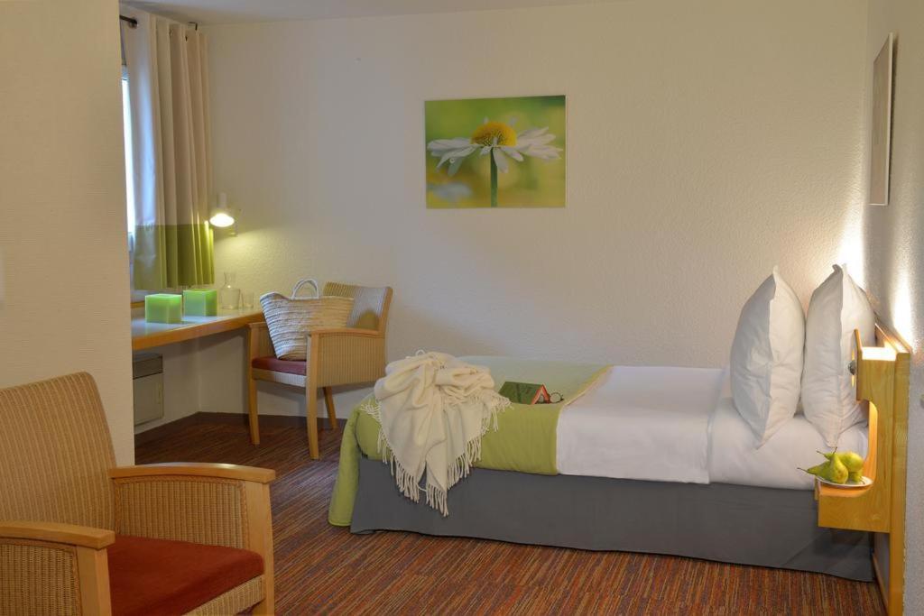 Logis Hotel Le Relais Du Moulin Valençay Kültér fotó
